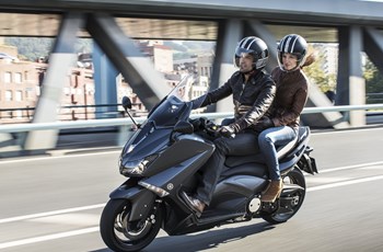 Yamaha T-MAX 530 ABS 2014 - Bild 3 Yamaha T-MAX 530 ABS 2014 - Bild 3