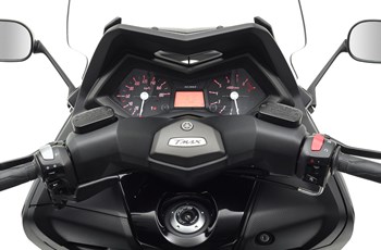 Yamaha T-MAX 530 ABS 2014 - Bild 8 Yamaha T-MAX 530 ABS 2014 - Bild 8