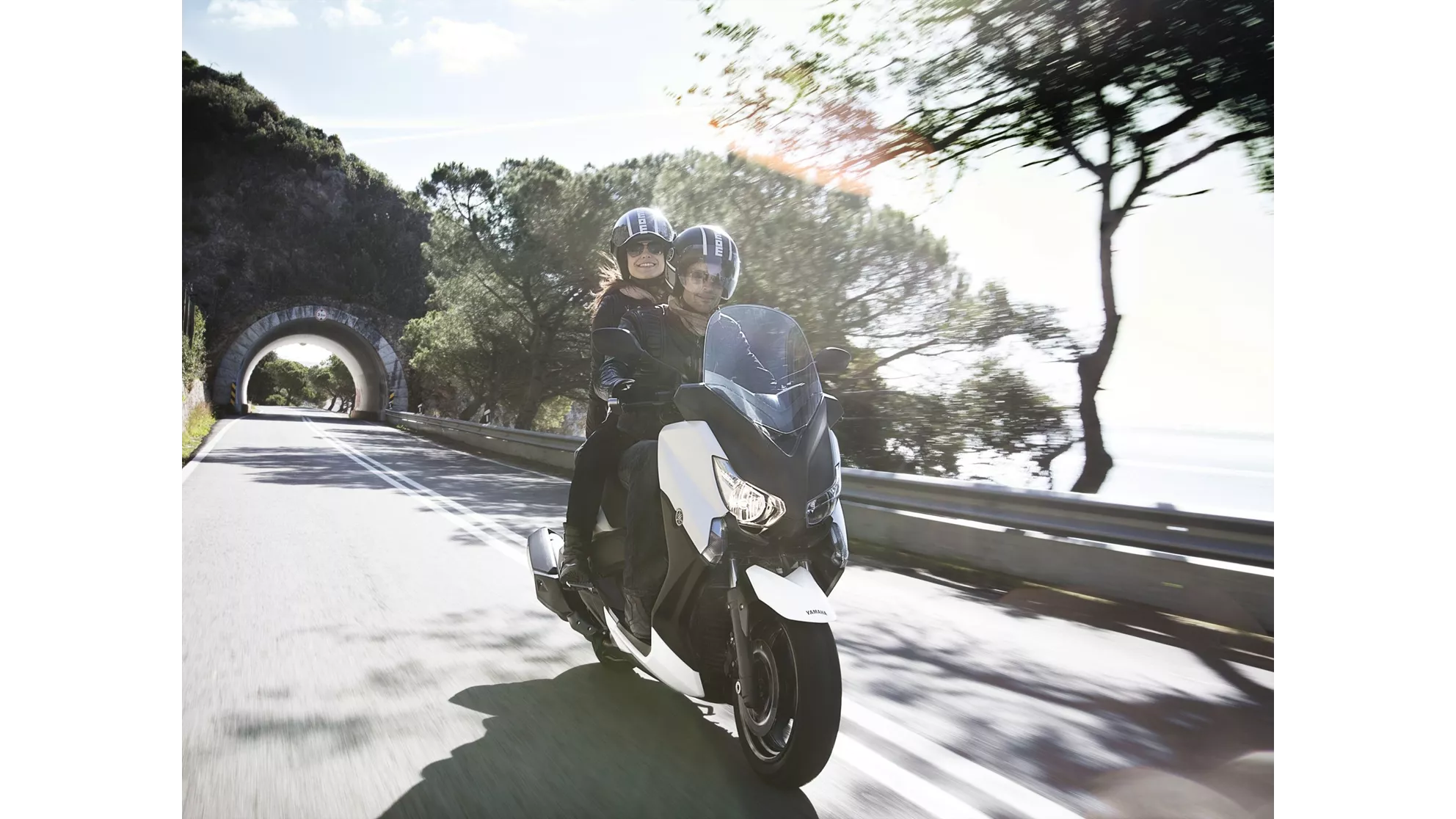 Yamaha XMAX 400 - Image 12 Yamaha XMAX 400 - Image 12