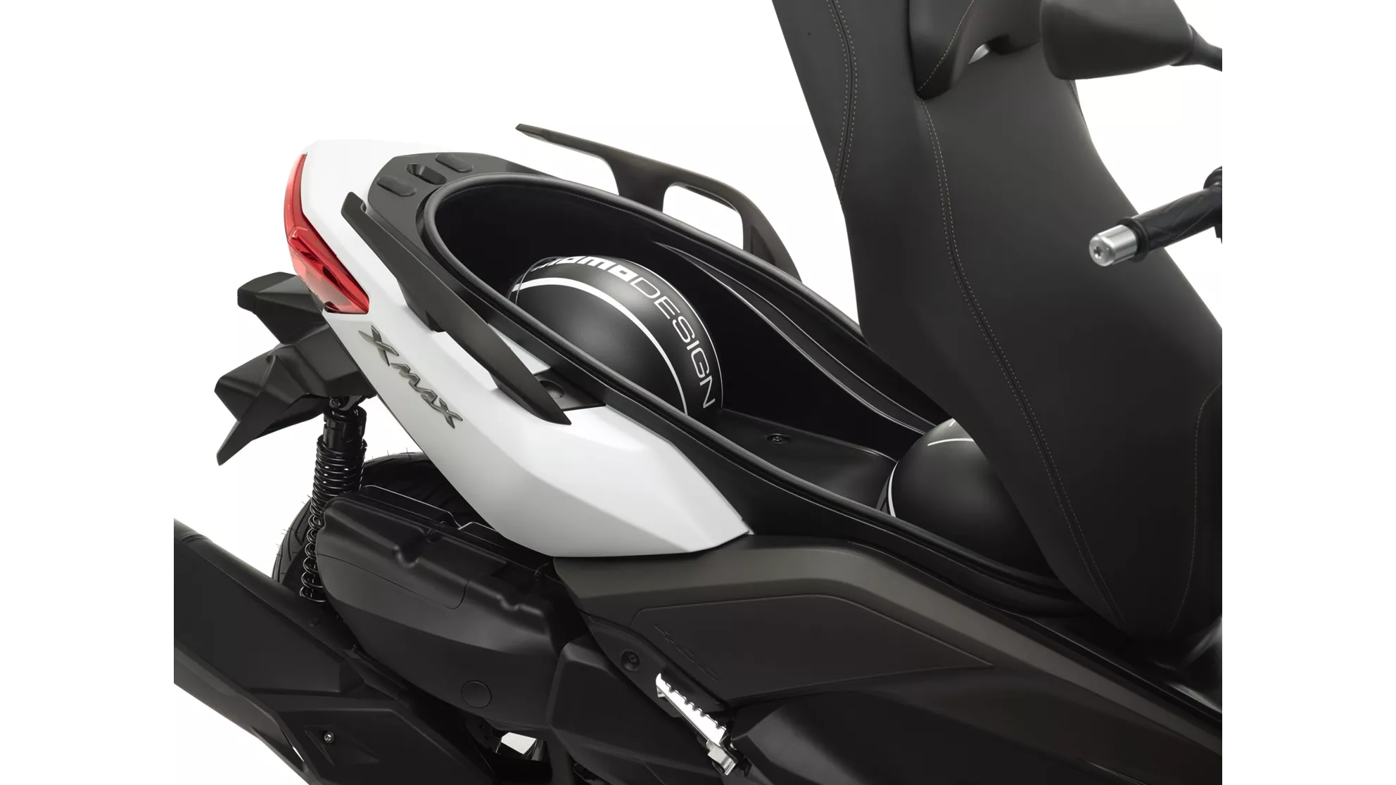 Yamaha XMAX 400 - Image 14 Yamaha XMAX 400 - Image 14