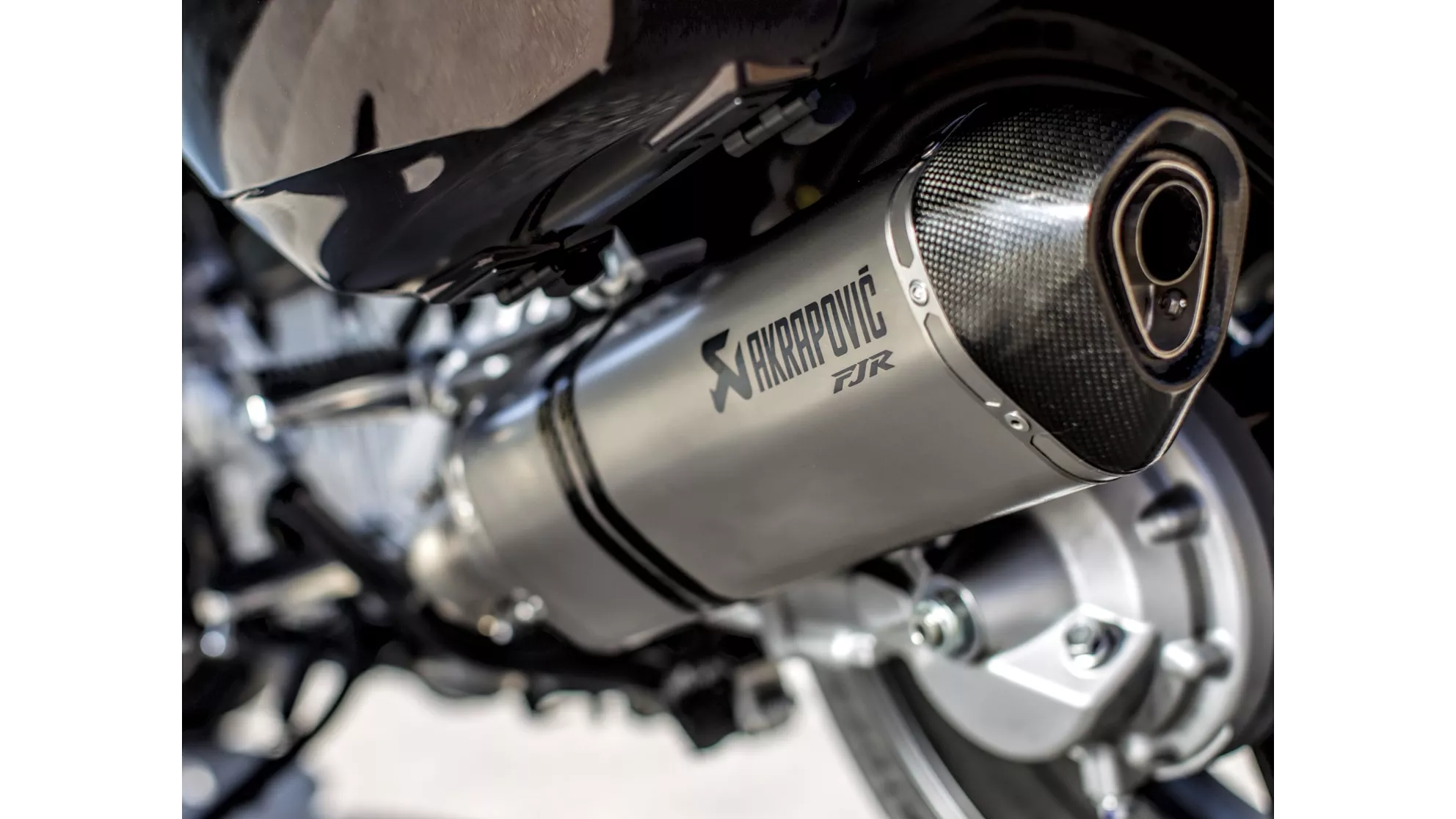 Yamaha FJR1300AE - Image 5 Yamaha FJR1300AE - Image 5