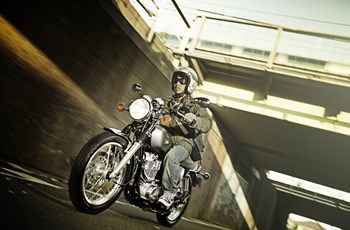 Yamaha SR 400 2014 - Bild 2