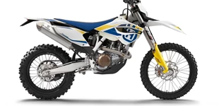 Husqvarna FE 501 2014 vs KTM 65 SX 2017 Husqvarna FE 501 2014 vs KTM 65 SX 2017