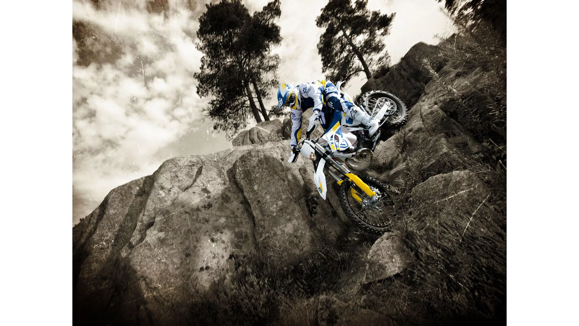 Husqvarna TE 300 - Image 2 Husqvarna TE 300 - Image 2