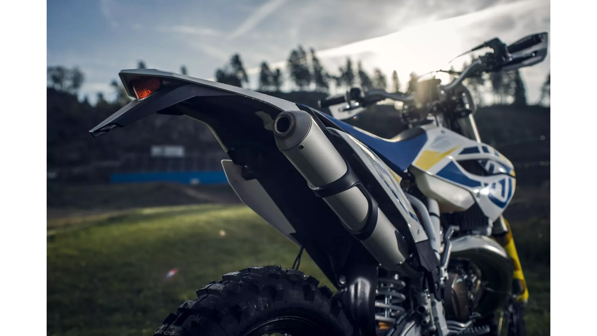 Husqvarna TE 300 - Image 7 Husqvarna TE 300 - Image 7