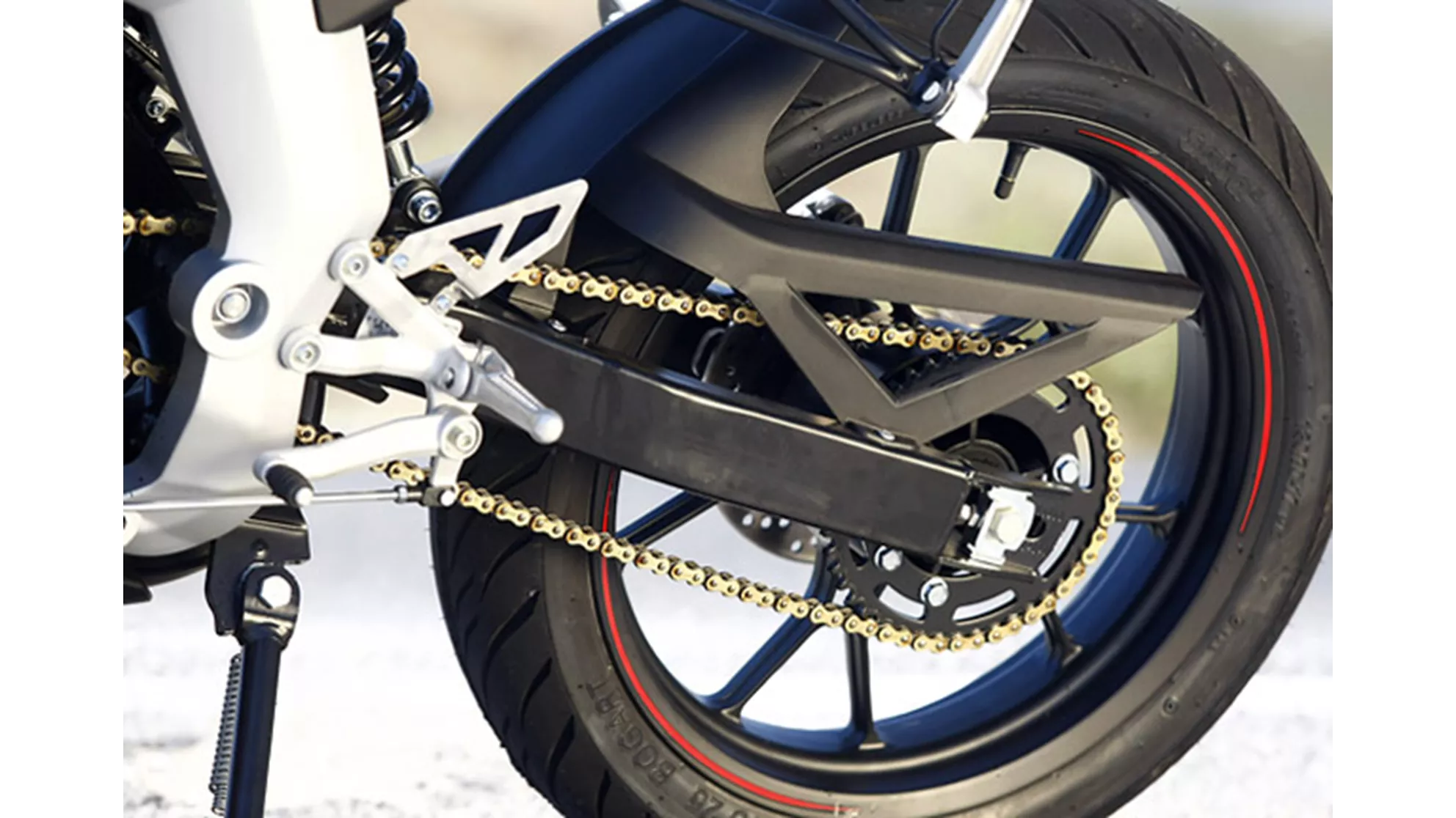 Rieju RS3 125 - Image 4 Rieju RS3 125 - Image 4