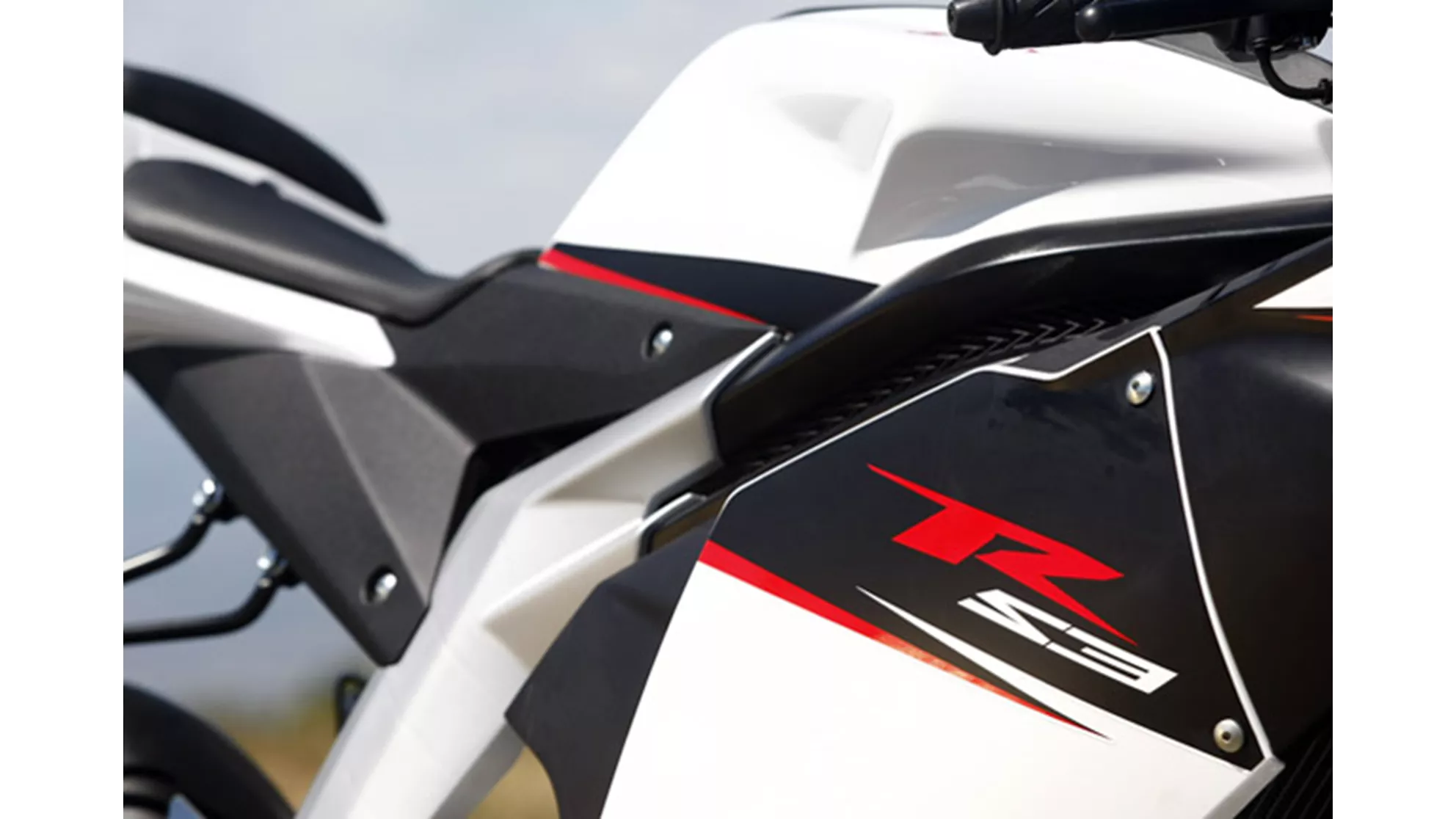 Rieju RS3 125 - Image 5 Rieju RS3 125 - Image 5