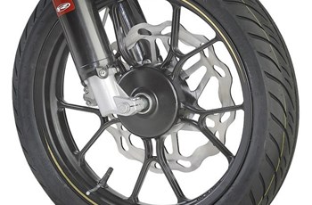 Rieju Marathon 125 Supermoto 2014 - Bild 5 Rieju Marathon 125 Supermoto 2014 - Bild 5