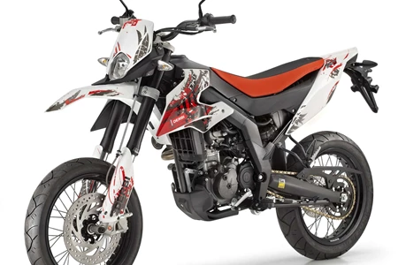 Derbi Senda DRD 125 SM 2014 Derbi Senda DRD 125 SM 2014