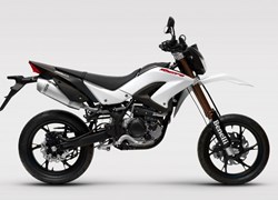 Benelli Motard 250