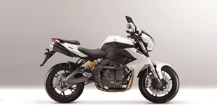 Benelli BN 600 R 2014 vs Yamaha XJ6 Diversion F ABS 2013