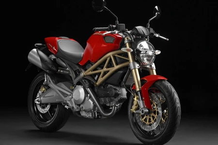 Ducati Monster 696 2014 Ducati Monster 696 2014