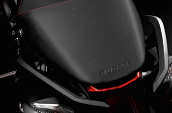 Ducati Monster 796 2014 - Bild 11 Ducati Monster 796 2014 - Bild 11