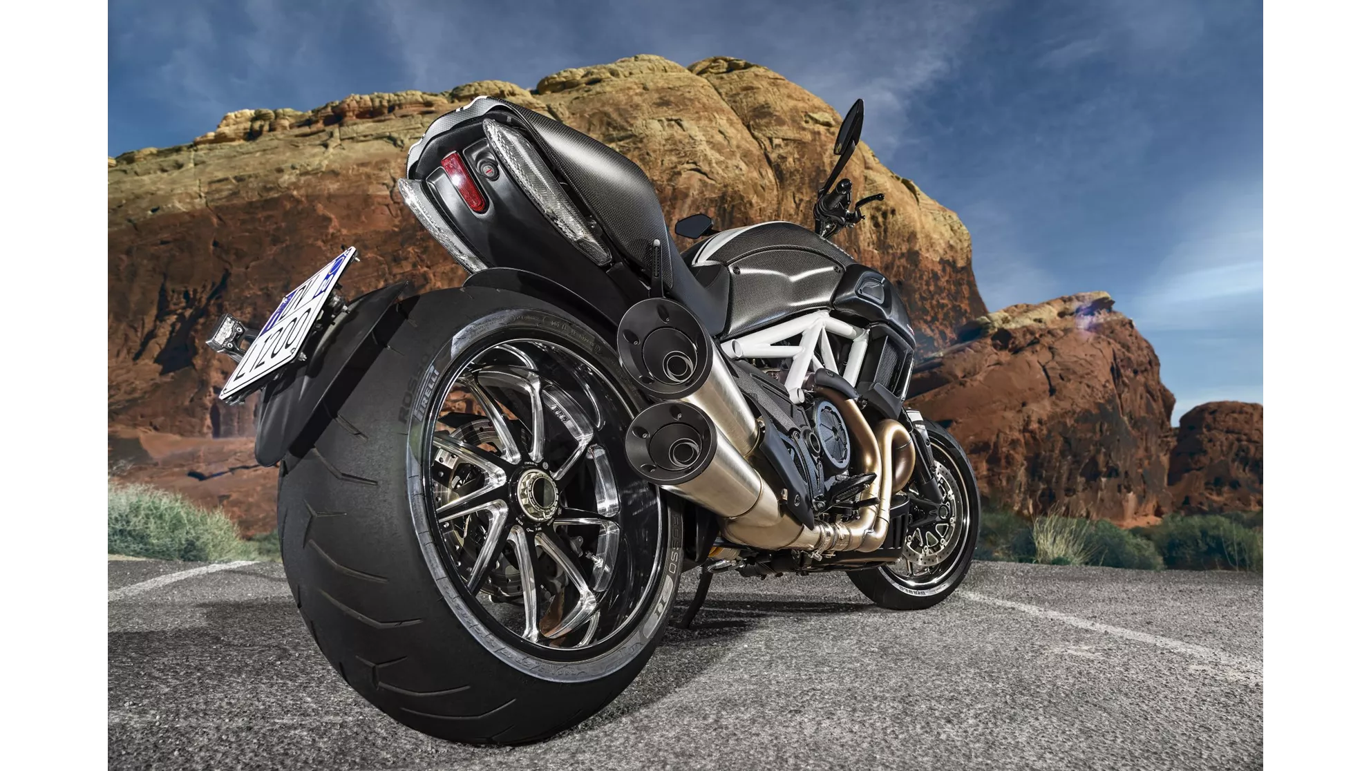 Ducati Diavel Carbon - Image 1 Ducati Diavel Carbon - Image 1