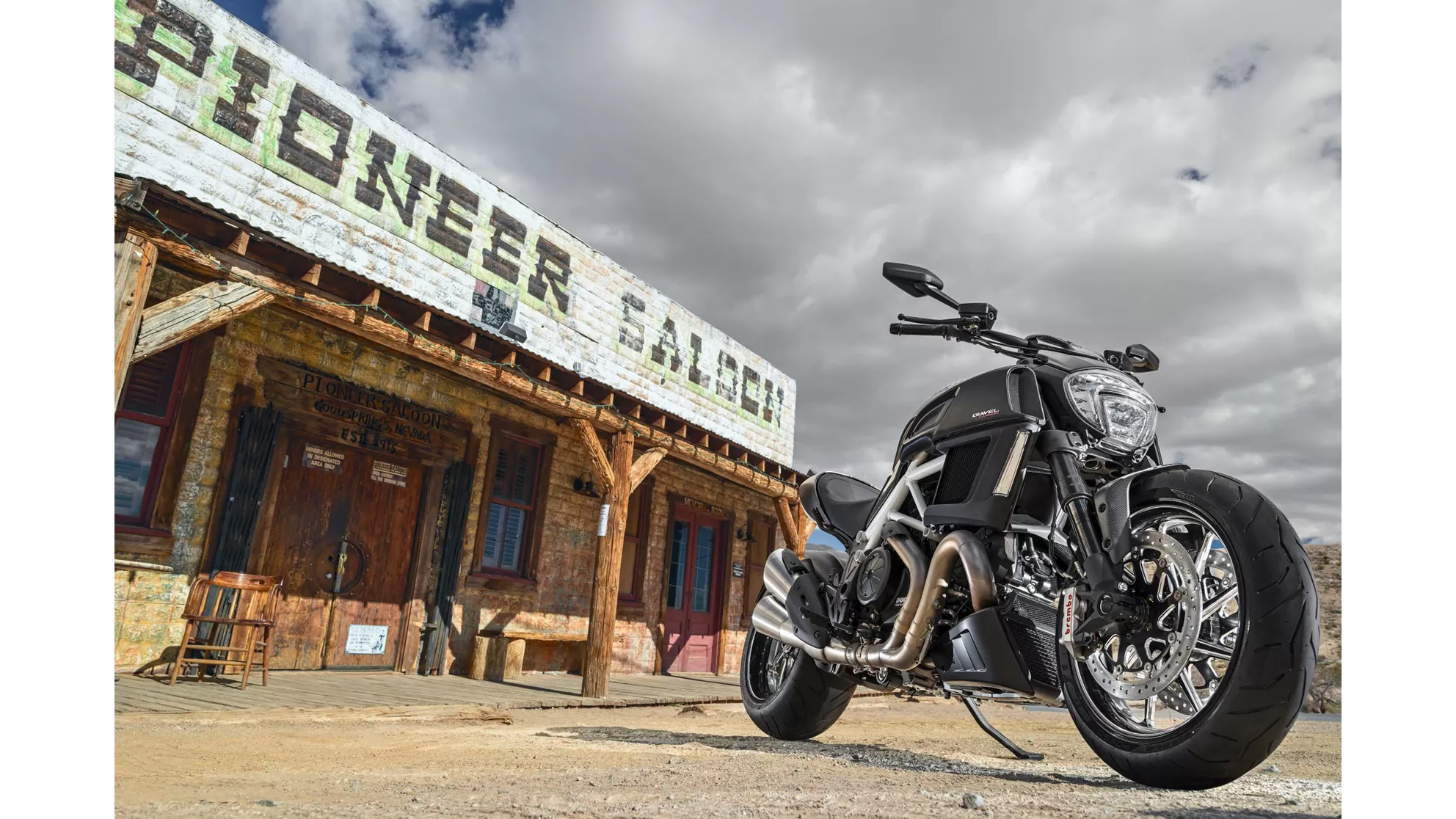 Ducati Diavel Carbon - Image 2 Ducati Diavel Carbon - Image 2