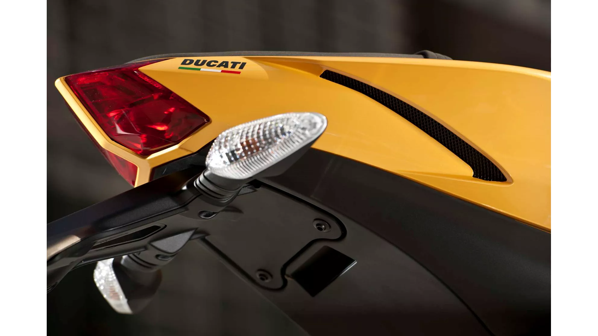 Ducati Streetfighter 848 - Image 2 Ducati Streetfighter 848 - Image 2