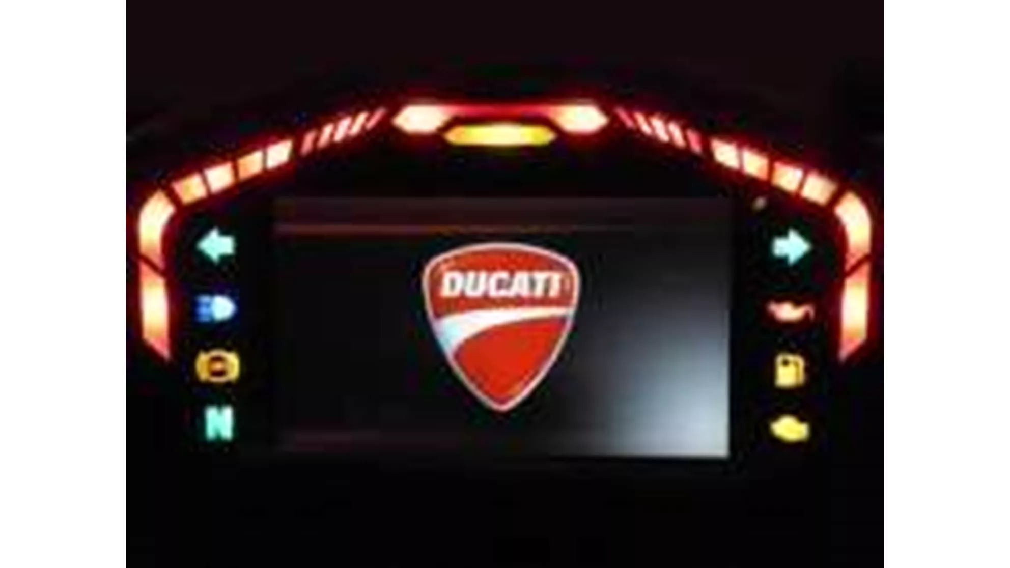 Ducati 1199 Panigale Tricolor - Слика 6