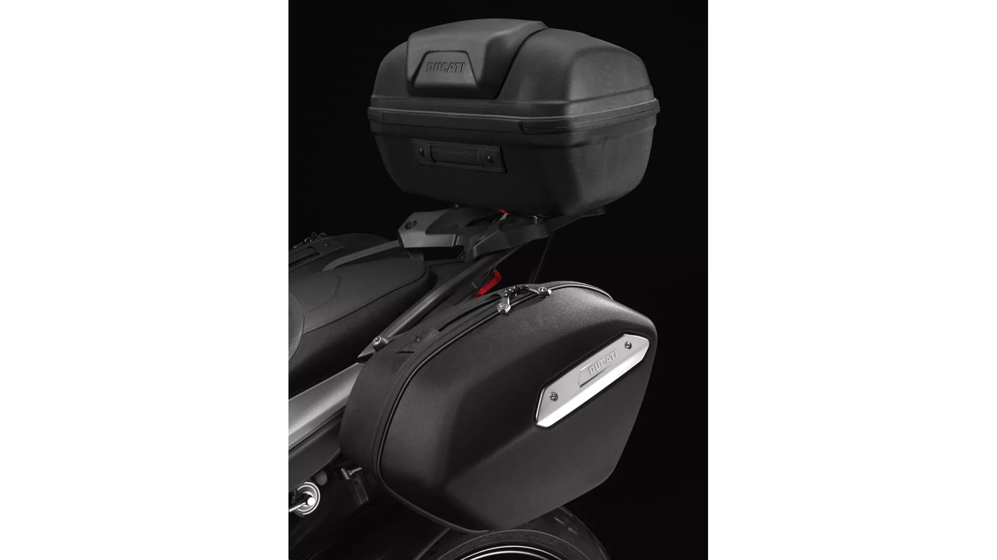 Ducati Hyperstrada - Image 2 Ducati Hyperstrada - Image 2