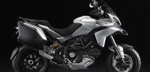 Ducati Multistrada 1200 S Touring 2014 vs Ducati Multistrada 1200 S 2013