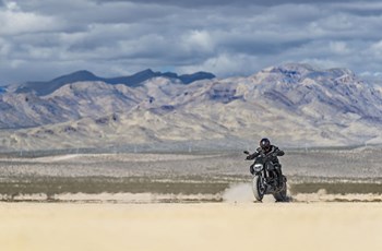 Ducati Diavel 1200 Dark 2014 - Bild 3