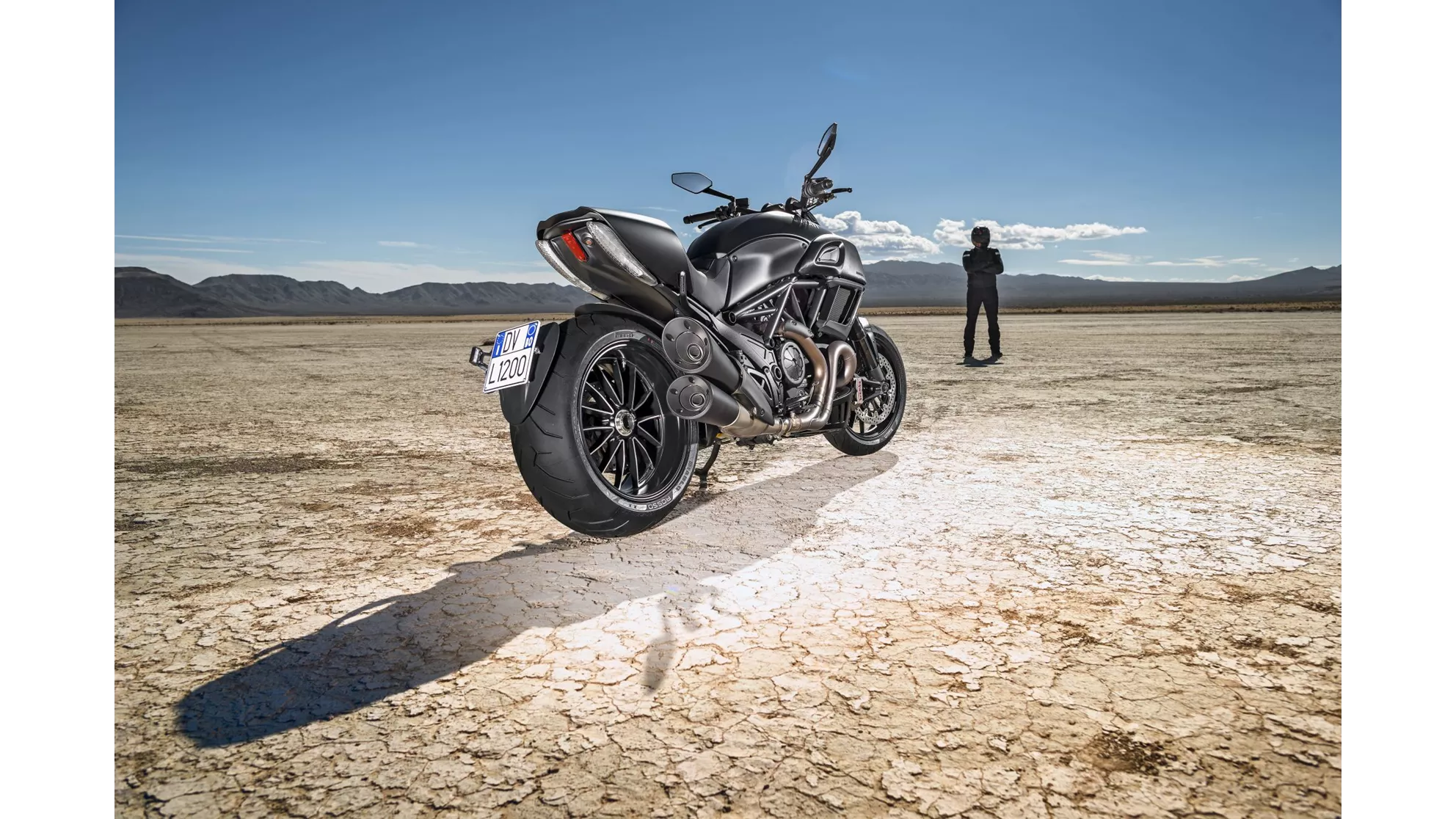 Ducati Diavel 1200 Dark - Image 8 Ducati Diavel 1200 Dark - Image 8