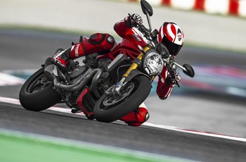 Ducati Monster 1200 S 2014 - Bild 2 Ducati Monster 1200 S 2014 - Bild 2