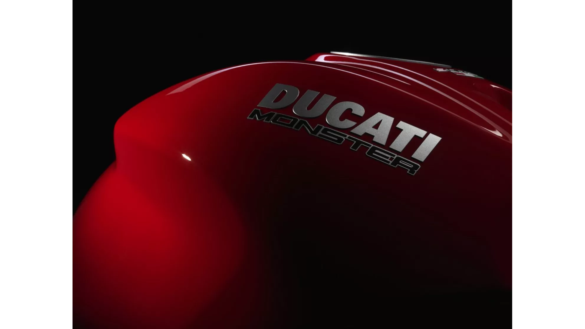 Ducati Monster 1200 S - Image 4 Ducati Monster 1200 S - Image 4