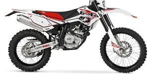 SWM RS 125 R 2017 vs Beta RR Enduro 4T 125 LC 2014