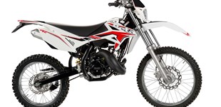 Beta RR Enduro 50 Standard 2014 vs Rieju MRT Replica 50 Cross 2020