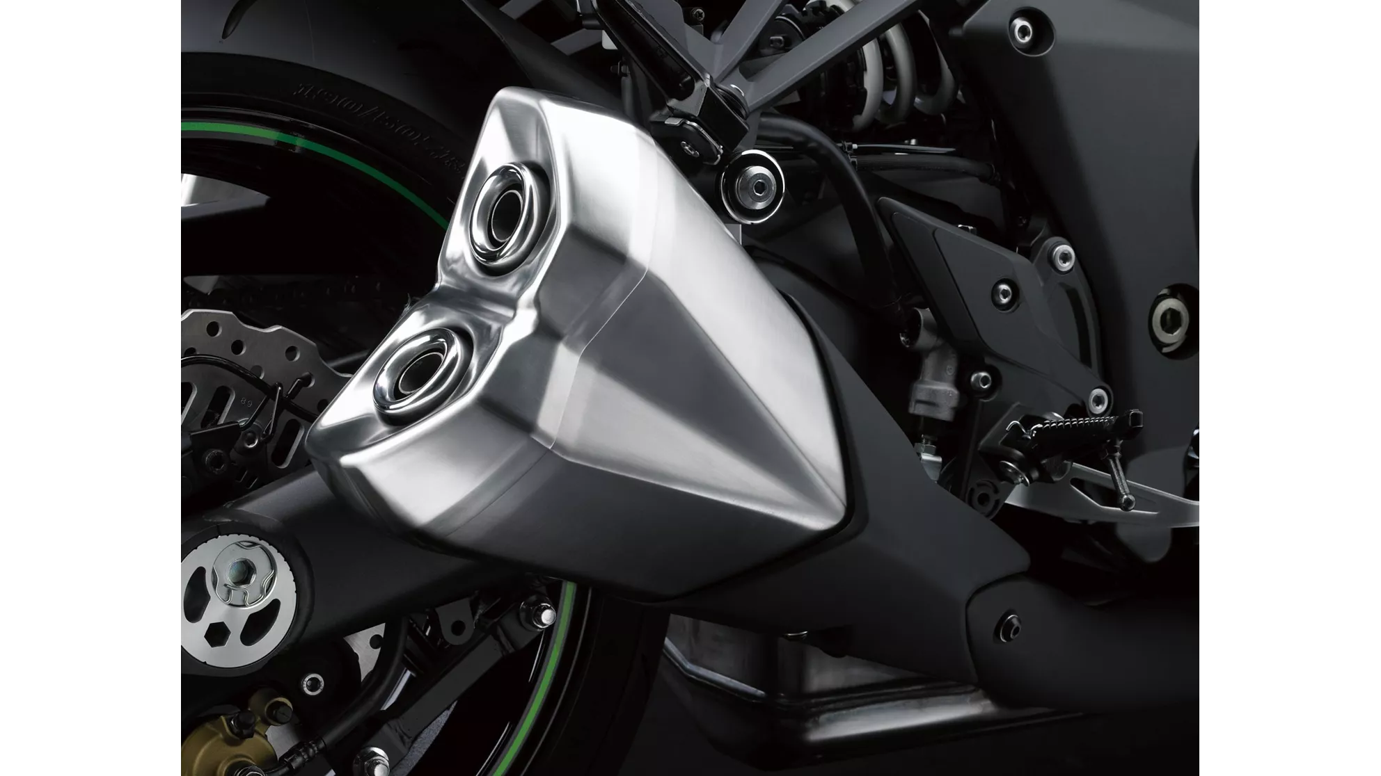 Kawasaki Z1000 - Image 7 Kawasaki Z1000 - Image 7