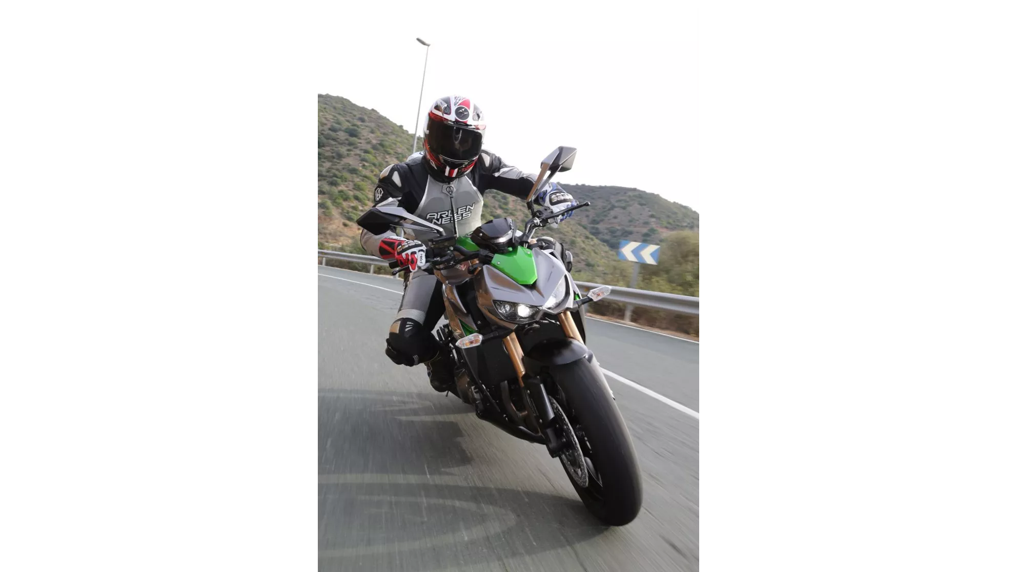 Kawasaki Z1000 - Image 20 Kawasaki Z1000 - Image 20