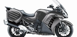 Kawasaki GTR 1400 2014 vs Yamaha MT-09 SP 2021