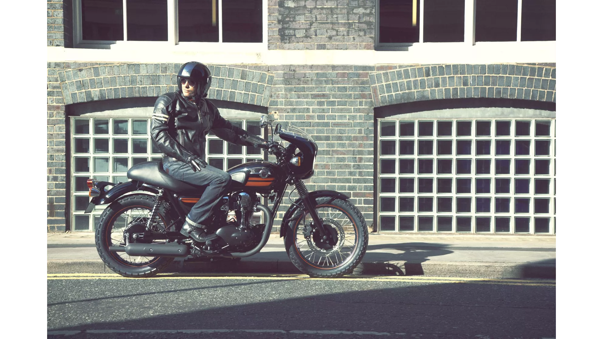 Kawasaki W800 - Image 2 Kawasaki W800 - Image 2