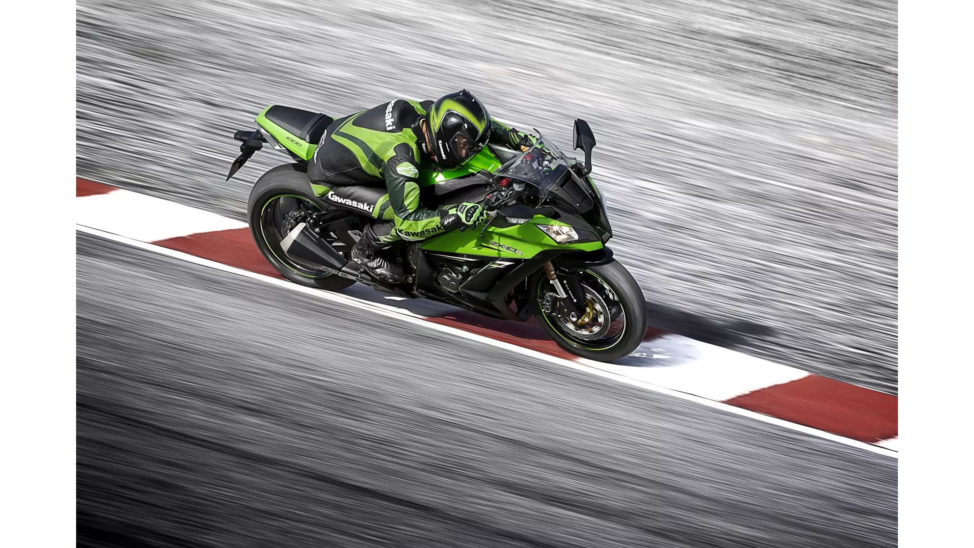 Kawasaki Ninja ZX-10R - Image 5 Kawasaki Ninja ZX-10R - Image 5