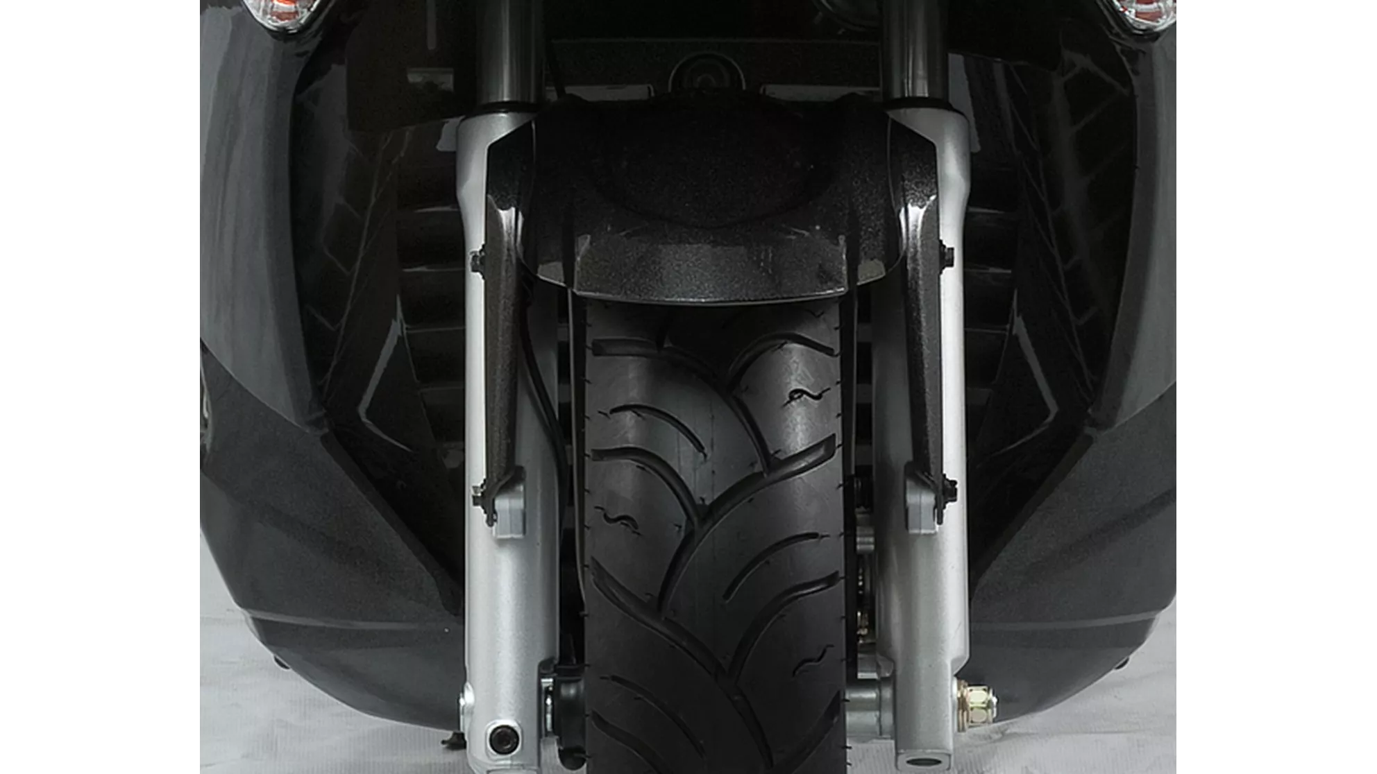 Aeon Elite 125 - Image 2 Aeon Elite 125 - Image 2