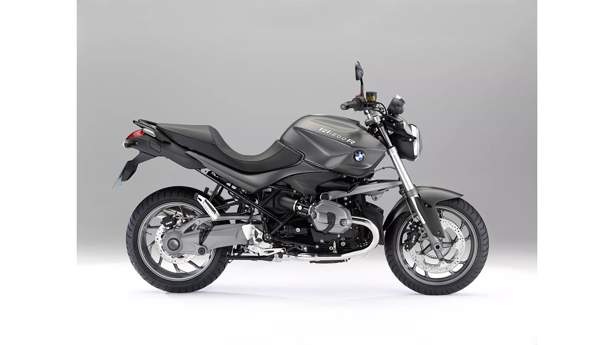 BMW R 1200 R - Image 1 BMW R 1200 R - Image 1