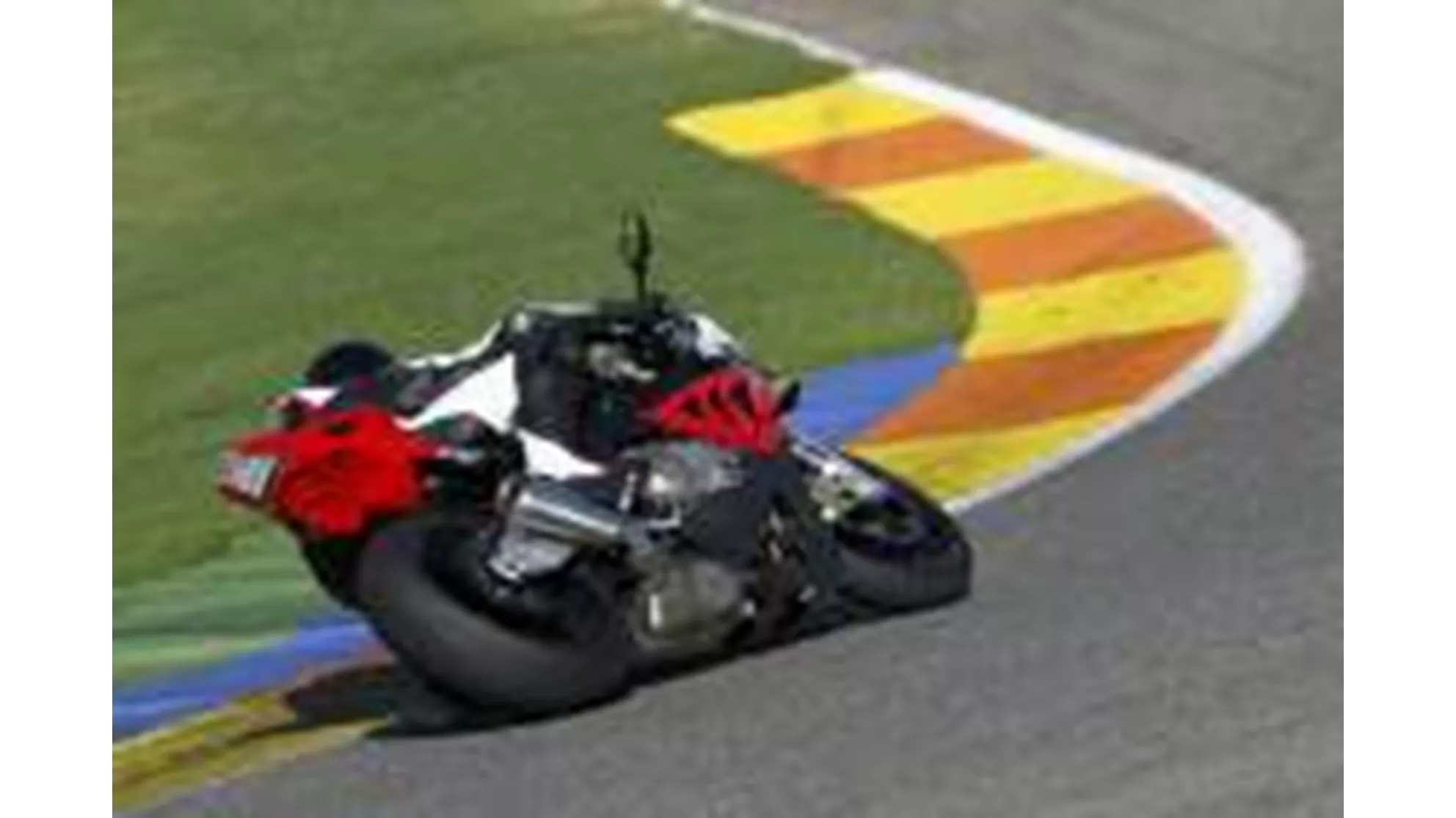 BMW S 1000 RR - Image 15 BMW S 1000 RR - Image 15