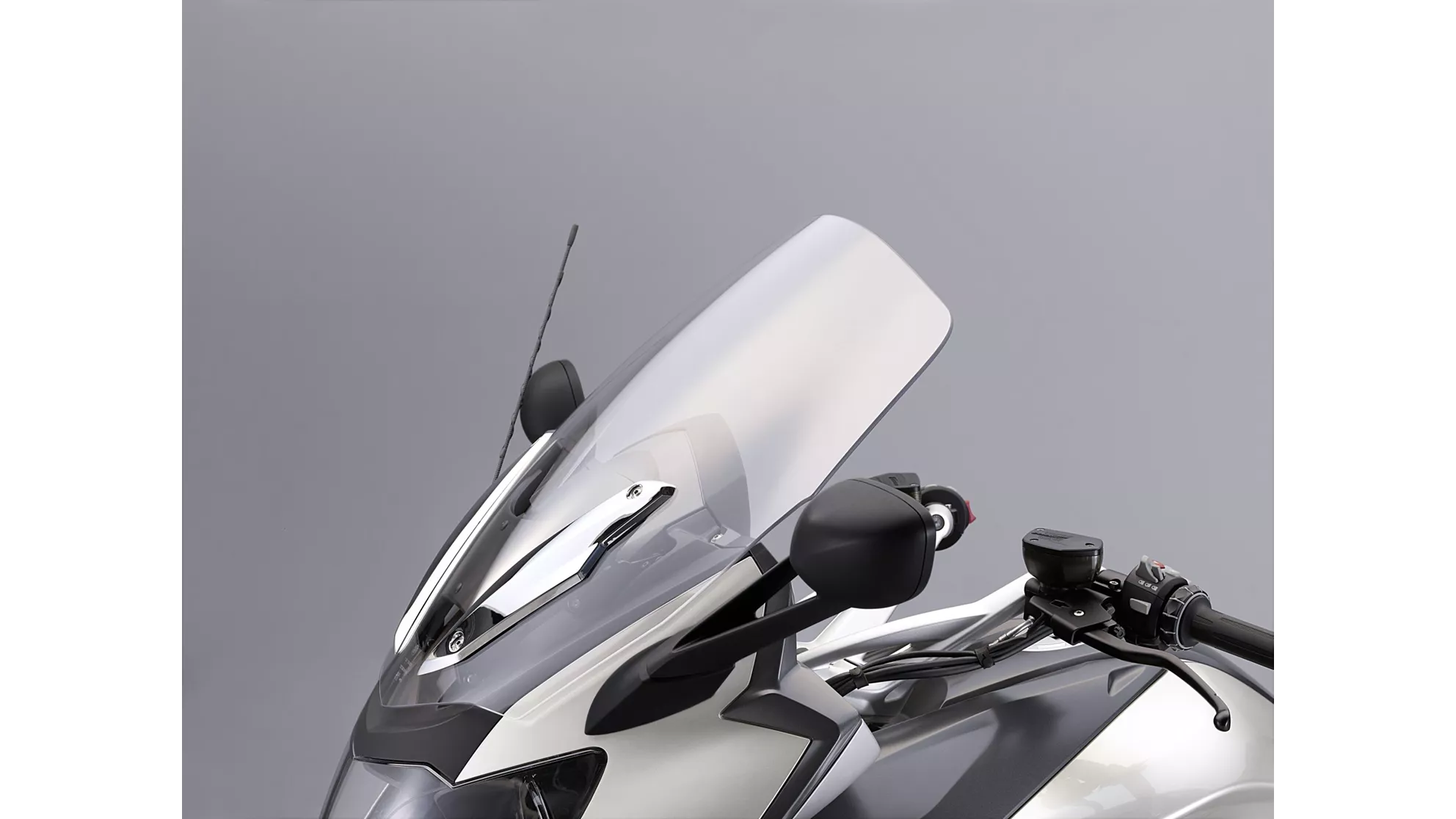 BMW K 1600 GTL - Image 12 BMW K 1600 GTL - Image 12