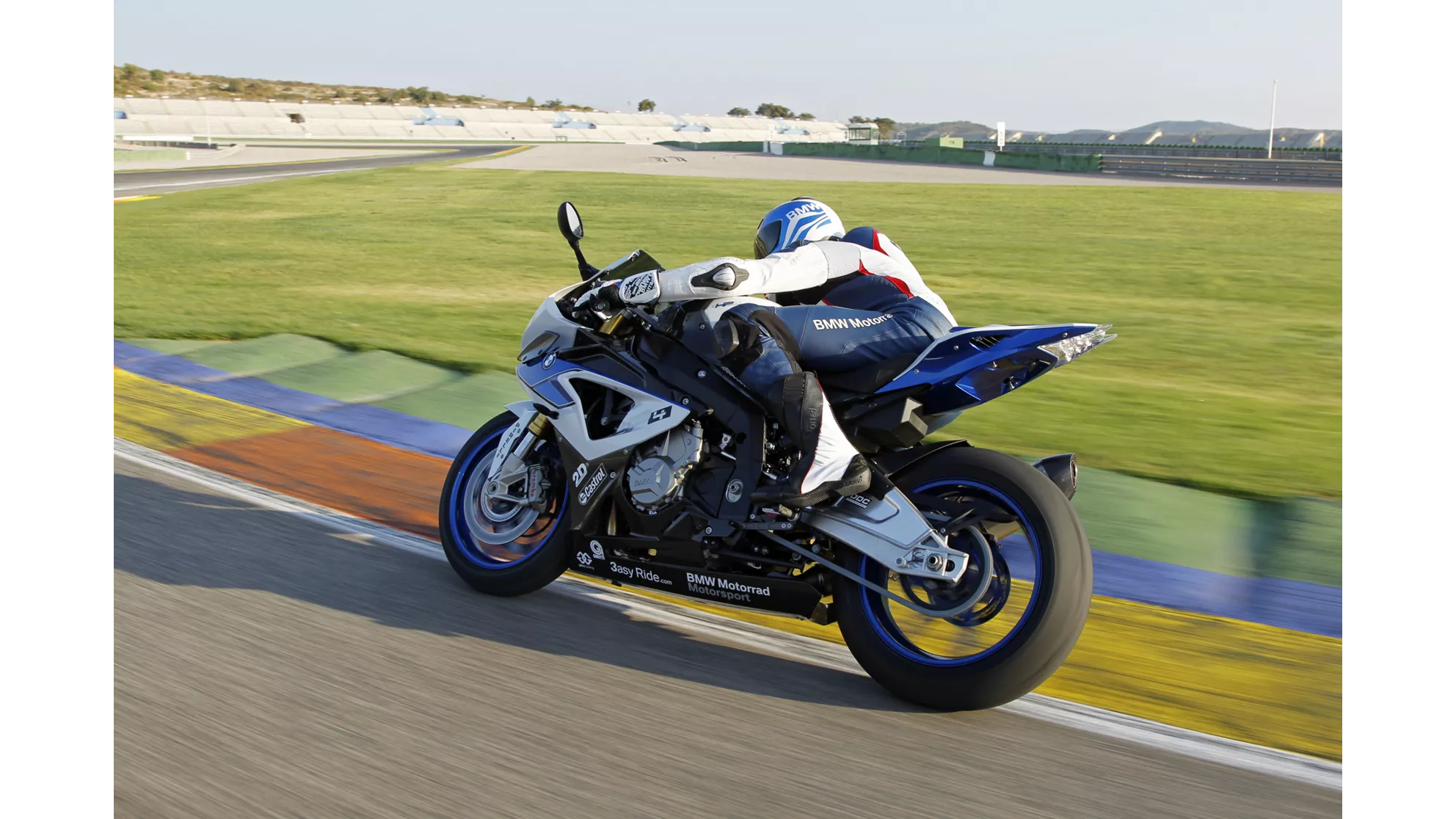 BMW HP4 - Image 6 BMW HP4 - Image 6