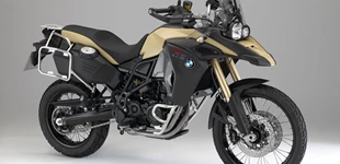 BMW R 1200 GS Adventure 2015 vs BMW F 800 GS Adventure 2014 BMW R 1200 GS Adventure 2015 vs BMW F 800 GS Adventure 2014
