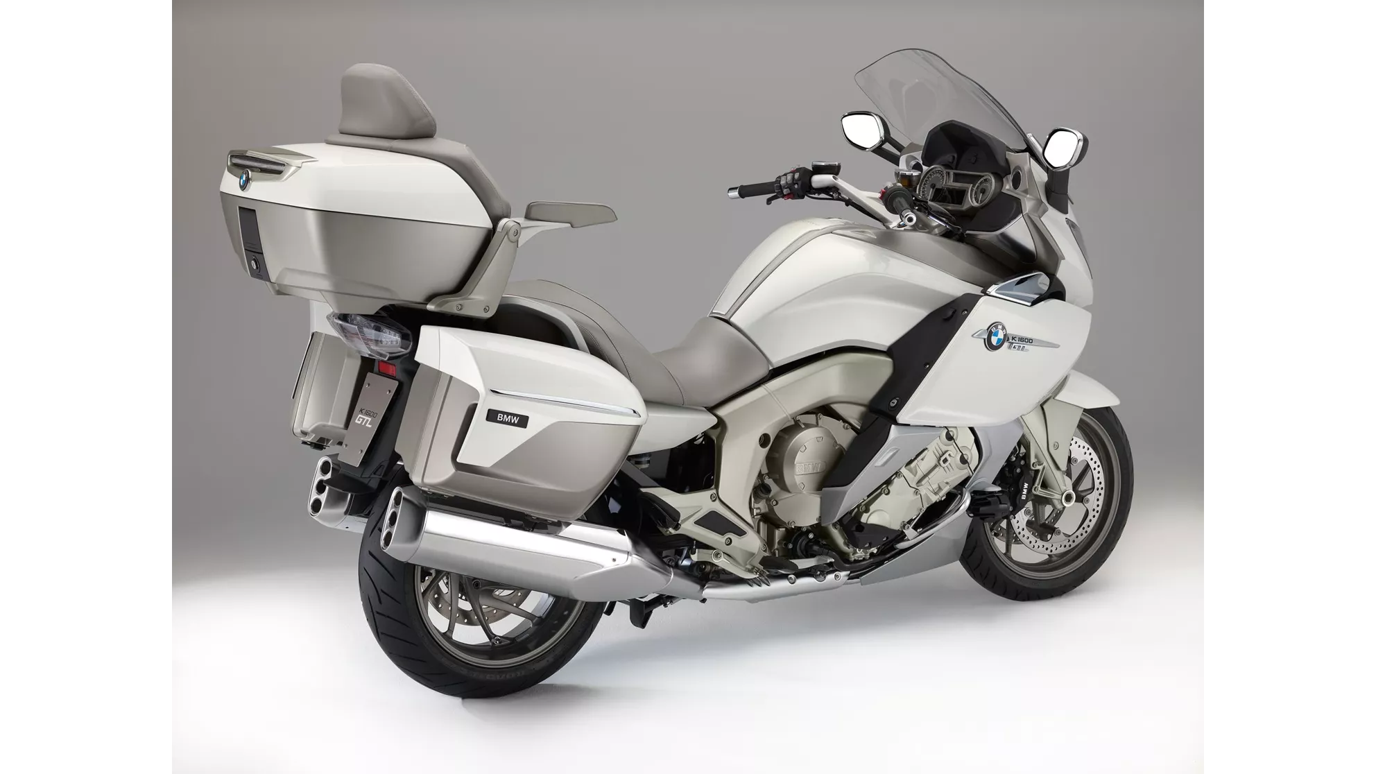 BMW K 1600 GTL Exclusive - Image 7 BMW K 1600 GTL Exclusive - Image 7