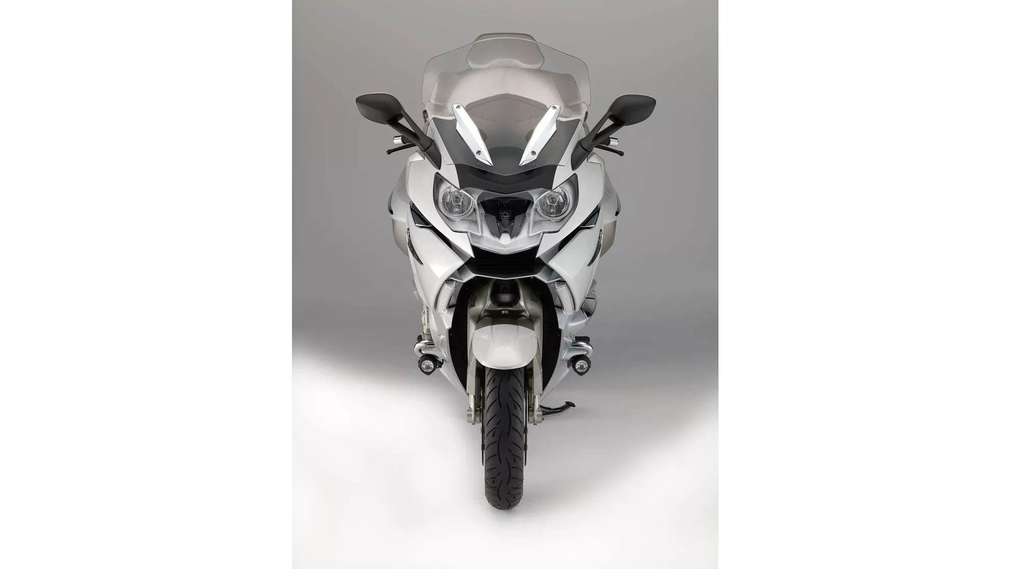 BMW K 1600 GTL Exclusive - Image 8 BMW K 1600 GTL Exclusive - Image 8