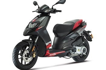 Aprilia SR 125 Motard 2014 - Bild 3