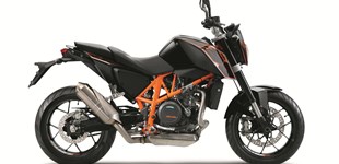 Honda CBF 600 S 2006 vs KTM 690 Duke 2015