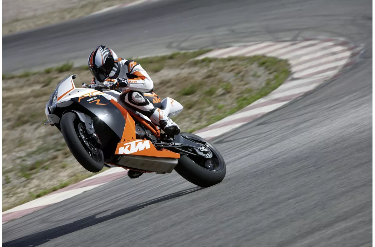 KTM 1190 RC8 R KTM 1190 RC8 R
