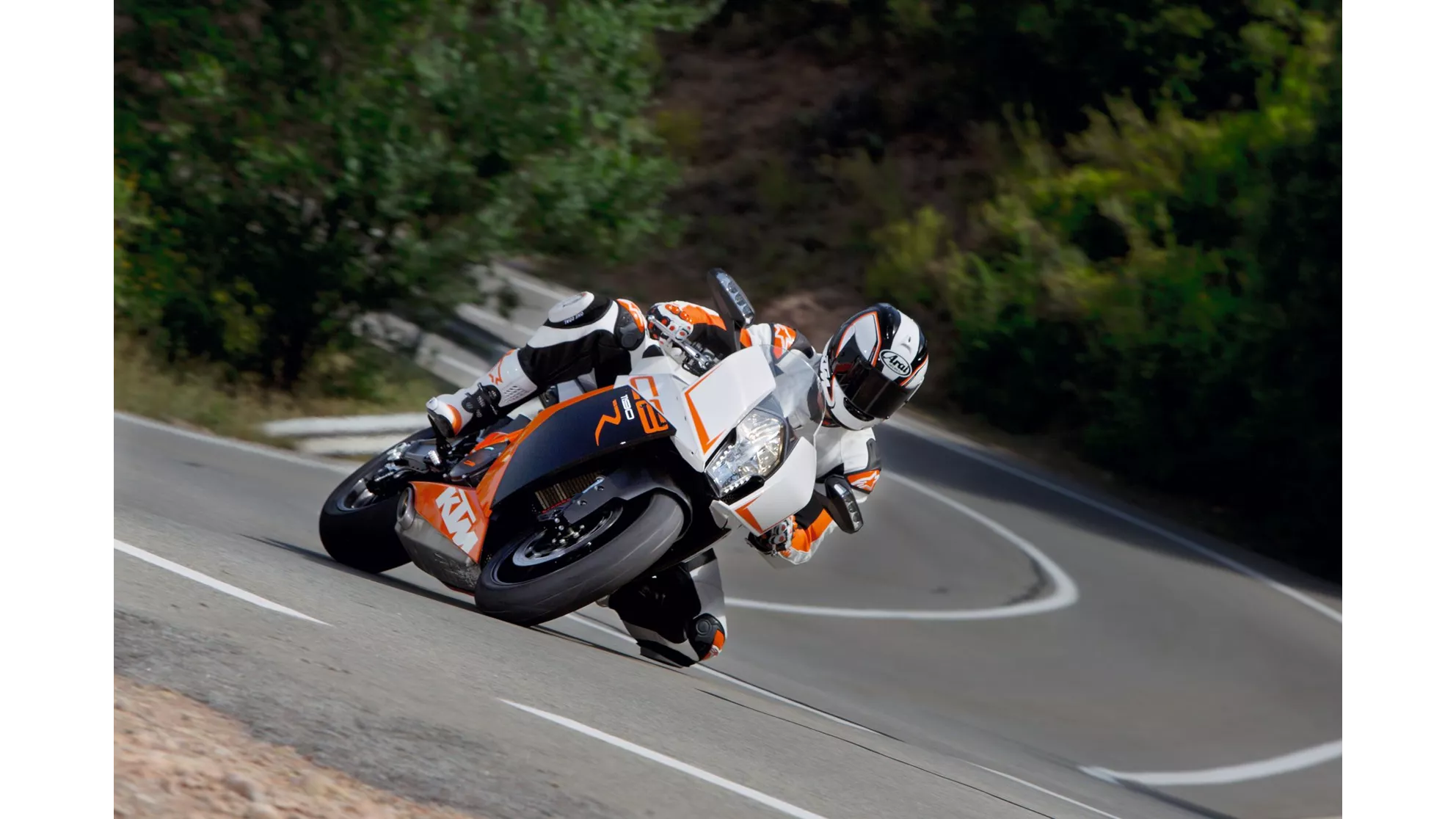 KTM 1190 RC8 R - Obrázok 3 KTM 1190 RC8 R - Obrázok 3