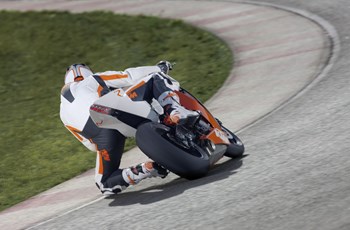 KTM 1190 RC8 R 2015 - Bild 9 KTM 1190 RC8 R 2015 - Bild 9