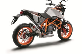 KTM 690 Duke R 2015 - Bild 4 KTM 690 Duke R 2015 - Bild 4