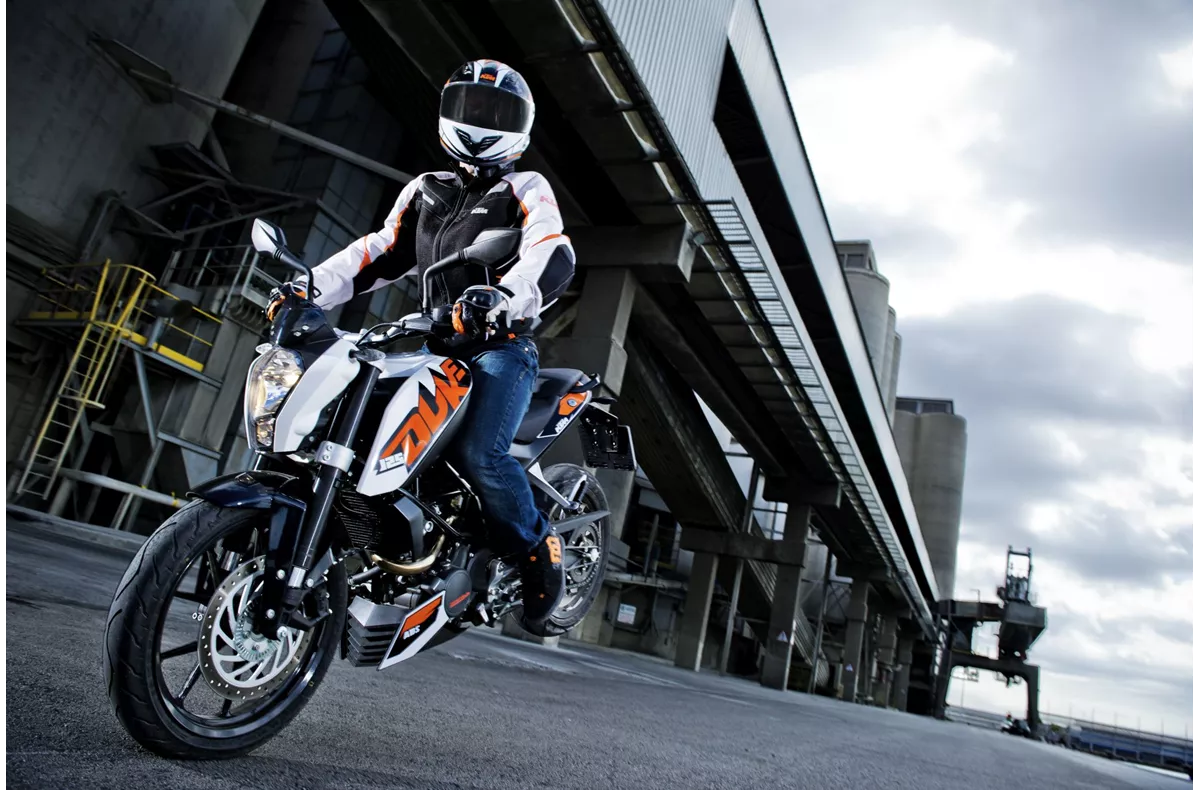 KTM 125 Duke KTM 125 Duke