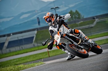 KTM 690 SMC R 2015 - Bild 7 KTM 690 SMC R 2015 - Bild 7